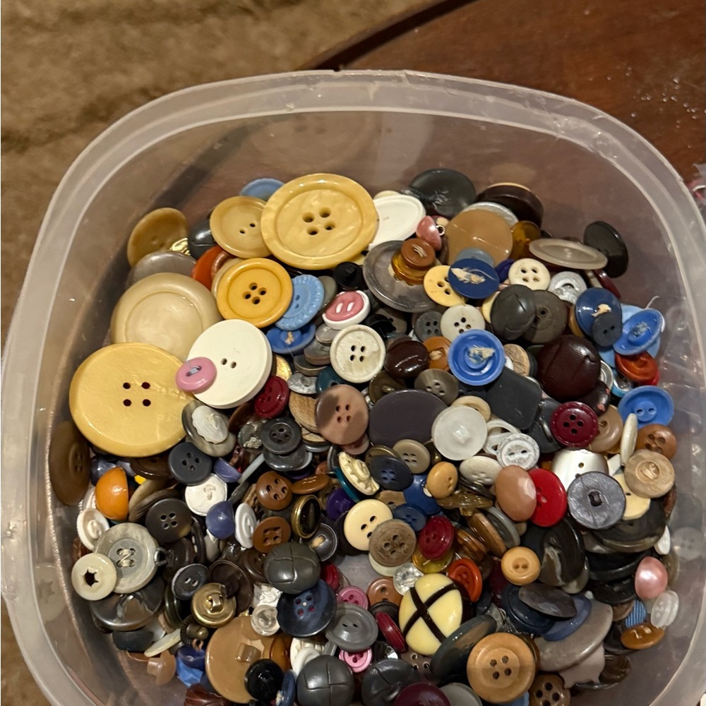 Button Collection - Picture 3 of 6